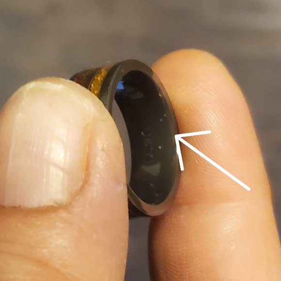 Dinosaur Bone Manly Band 7.5